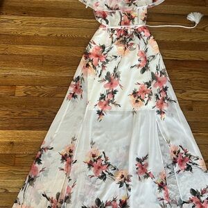 "WHITE HOUSE BLACK MARKET" FLORAL OFF-THE-SHOULDER MAXI DRESS